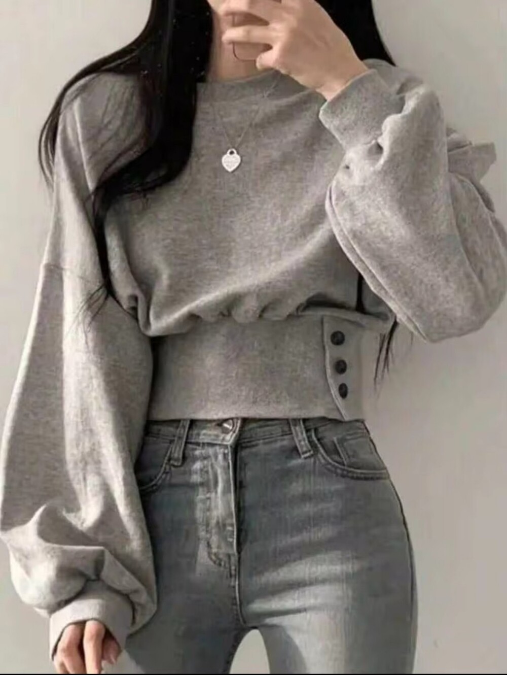 Gray Cropped Balloon-Sleeve Sweater with Buttoned Waist Medium
